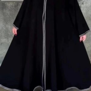 Elena عباية لينا السوداء بخيط أبيض – عباية كتان واسعة بتصميم خليجي أنيق